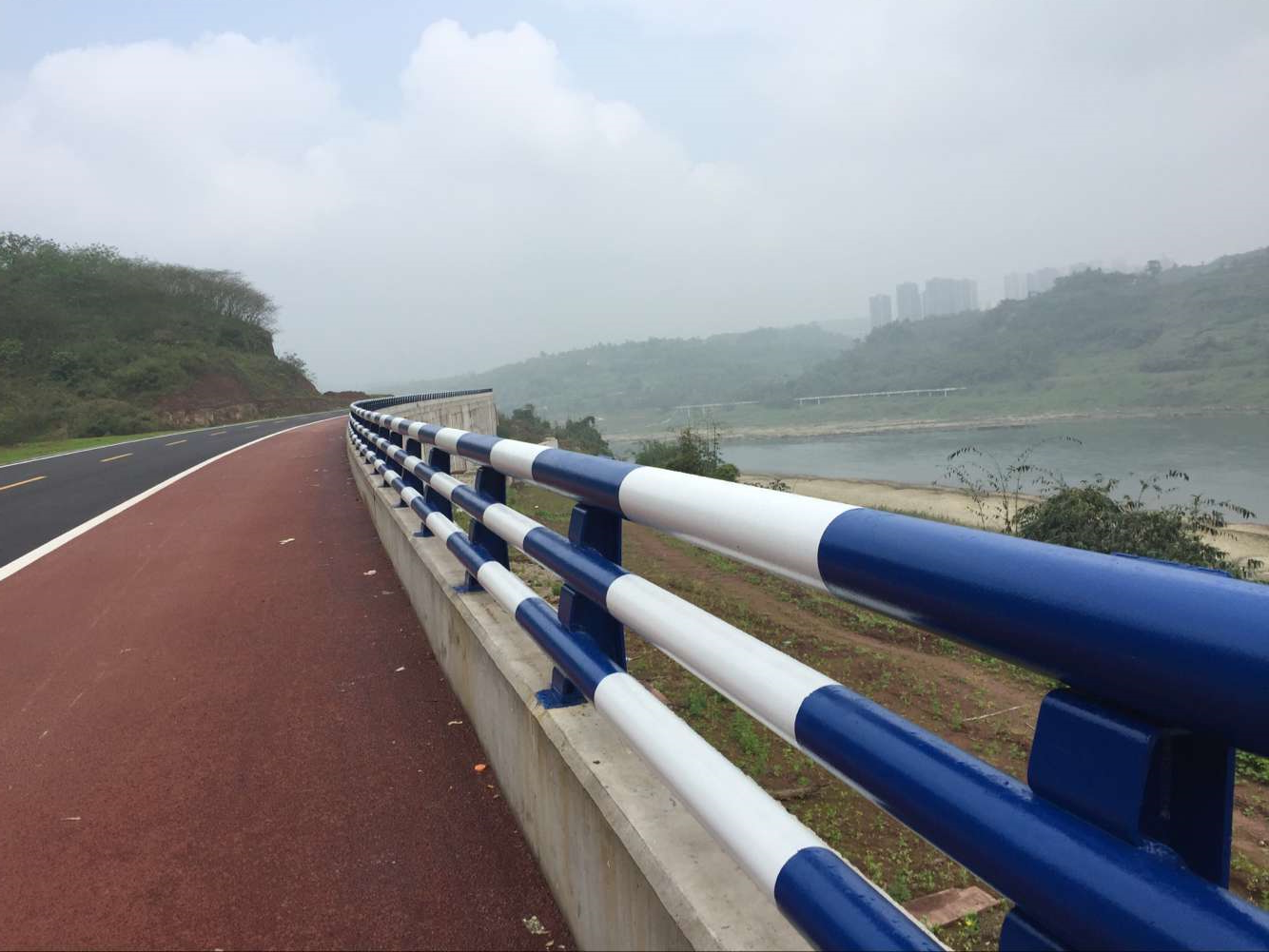 防撞護(hù)欄，防撞欄桿