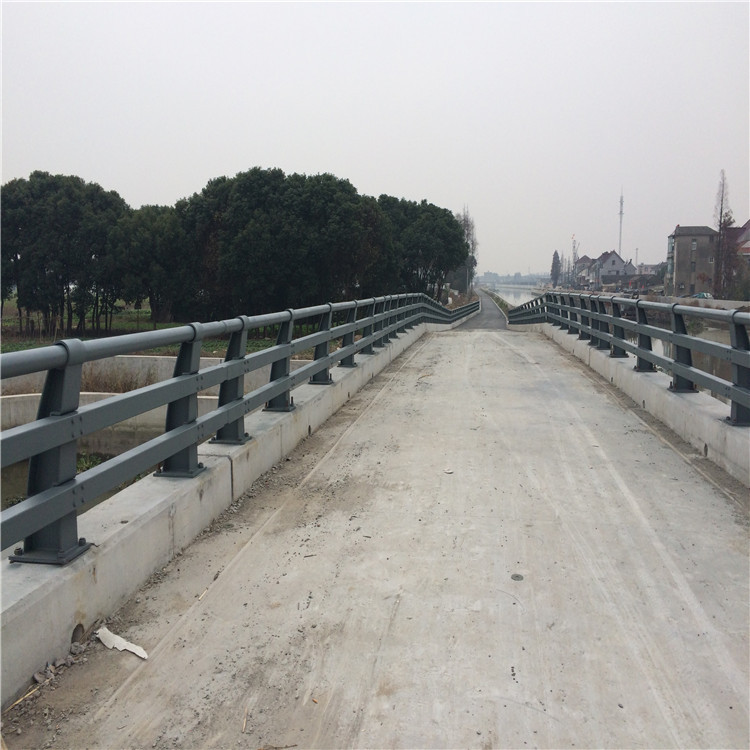 交通護欄，交通護欄廠家